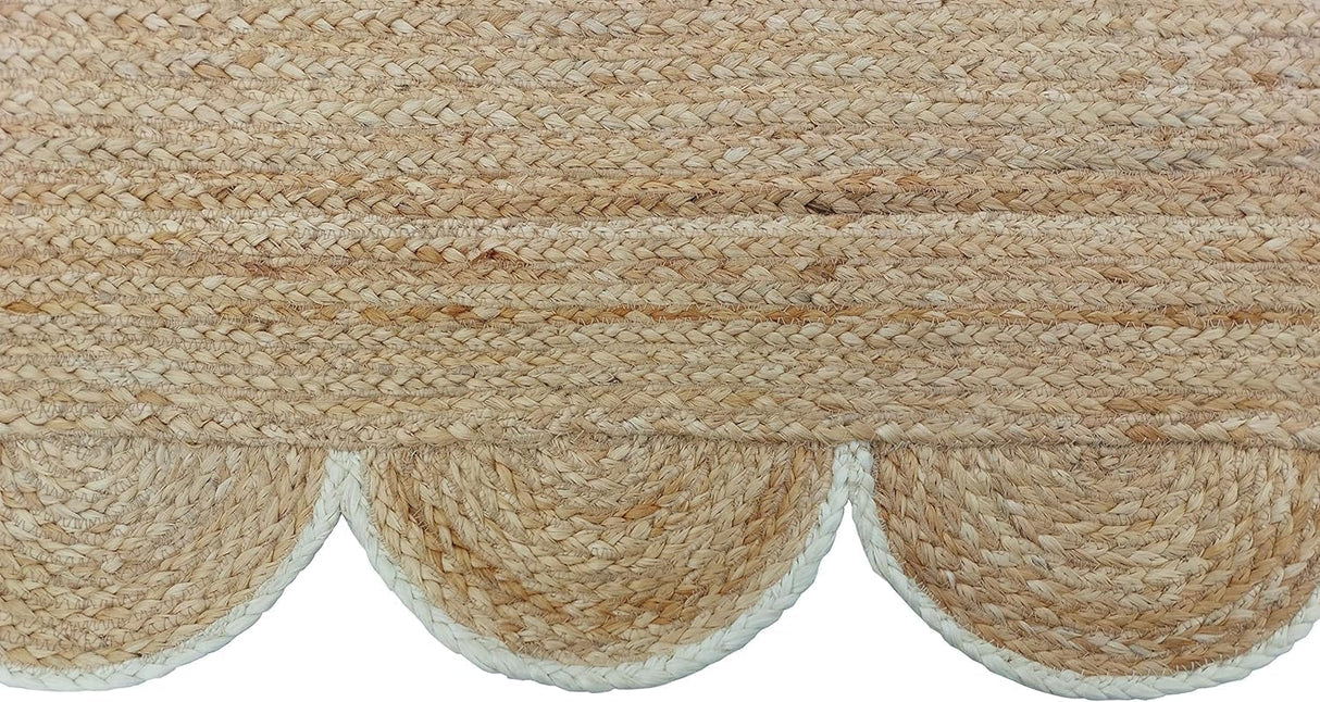 Hand Weaving Village  Decorative scalloped jute rug