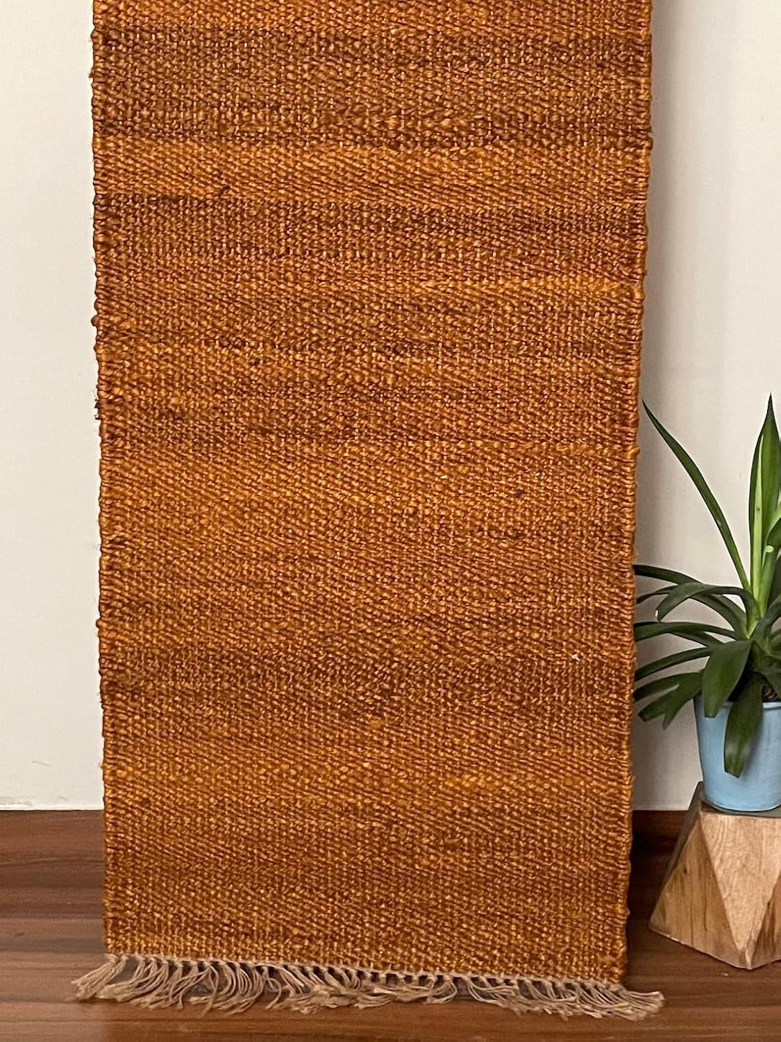 Traditional Musted Footboard entryway Rug Chic Orange Victorian Hipster