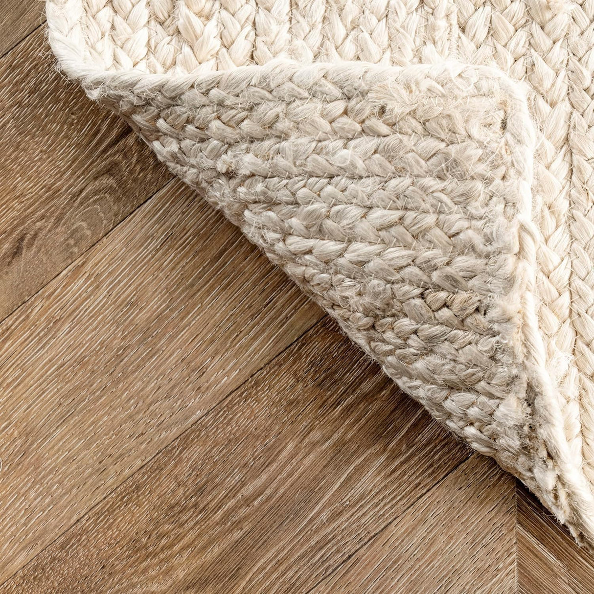 Rigo Hand Woven Off White Rugs For Bedroom