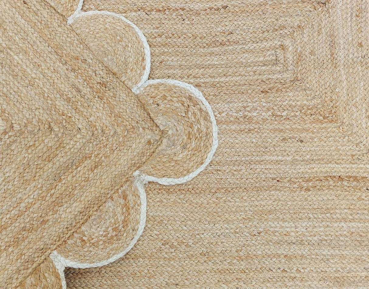Hand Weaving Village  Decorative scalloped jute rug