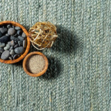 Tapis en jute vert tissé à la main Rigo 