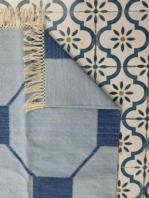 Blue And Navy Neutral Wool Cotton Rug , Handmade Modern Kilim Woven Rug