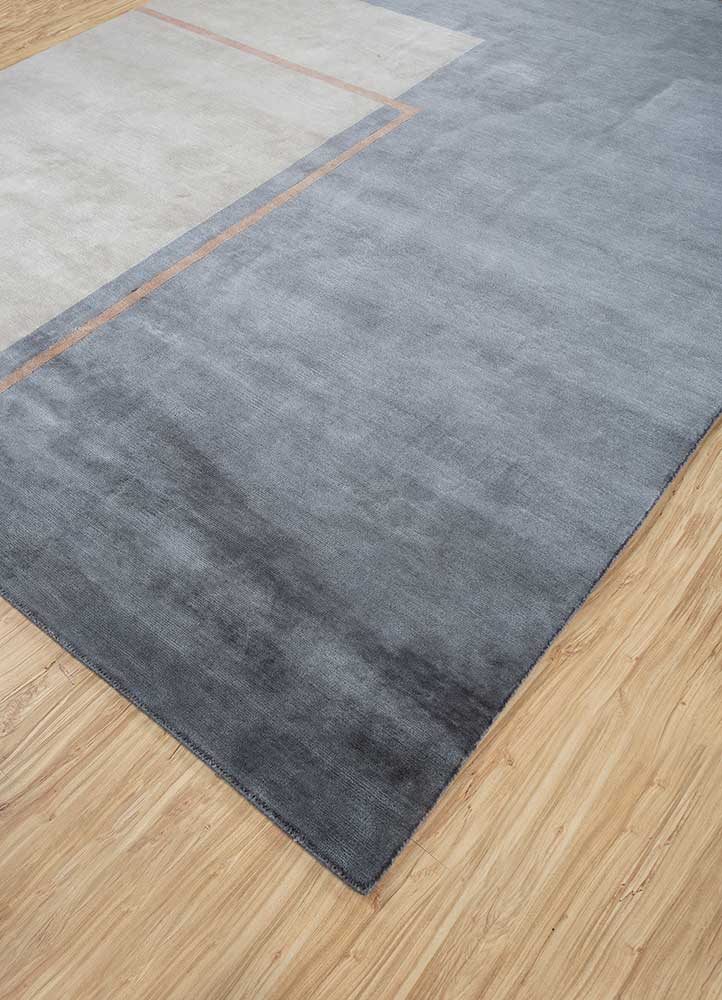 Sthir,Beautiful Hand Knotted Rugs