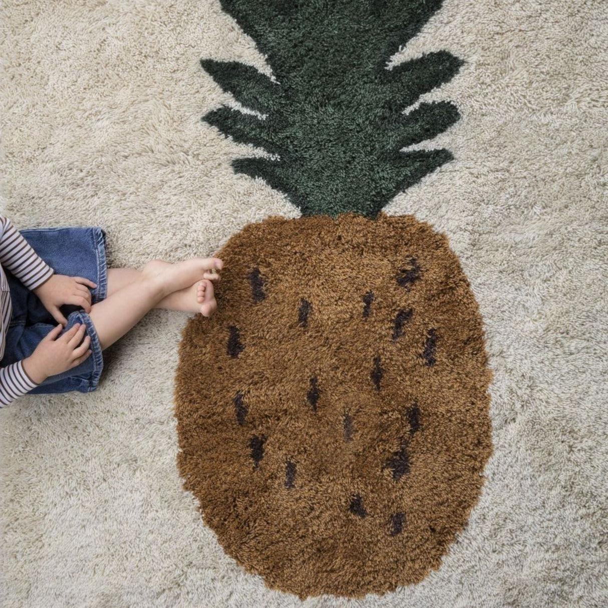 Lounge & Living Hand Tufted Carpet