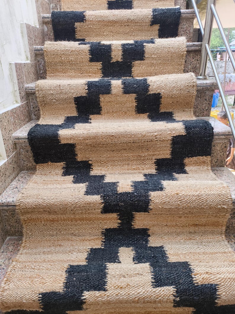 Geometric Pattern Jute Runner Black and Begie